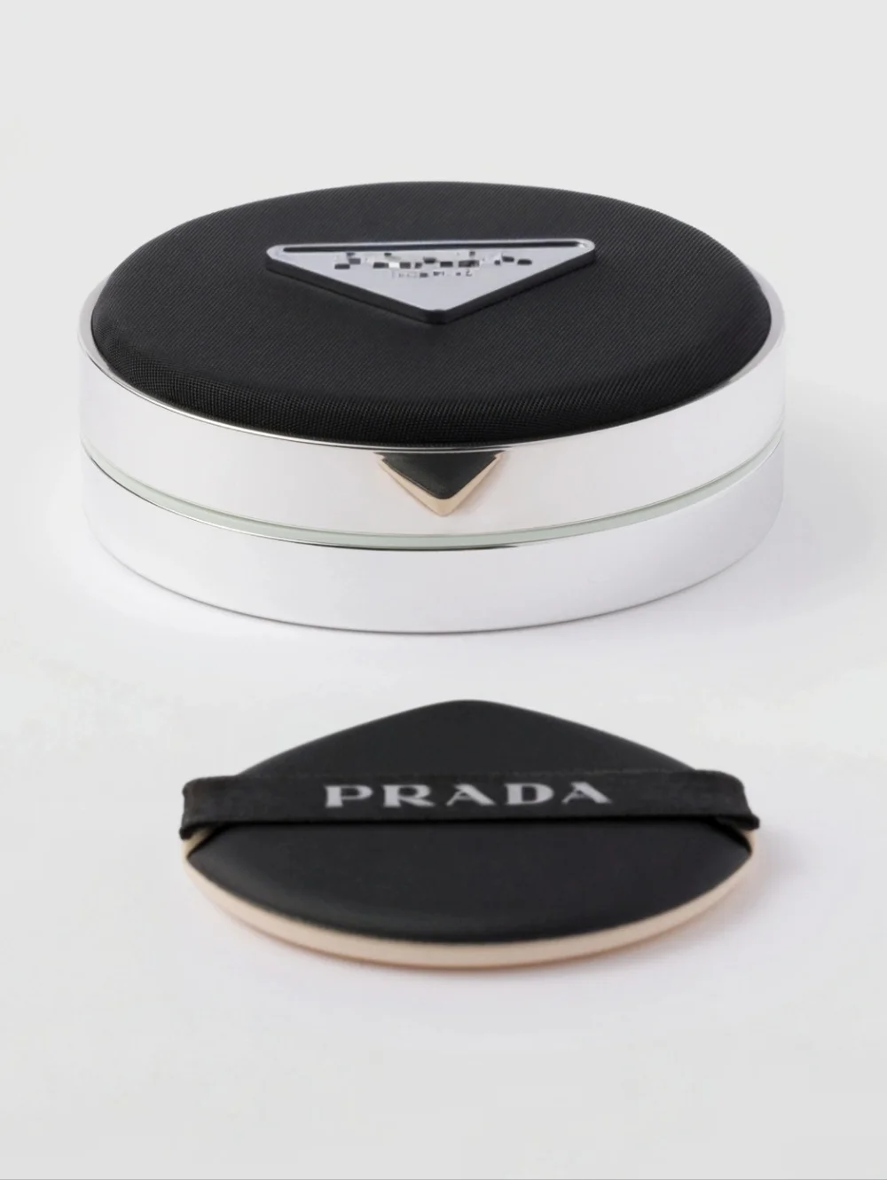 NEW~ PRADA Reveal Mesh Cushion Foundation Color LN10 - LIGHT NEUTRAL